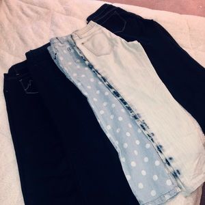 5 pairs of blue jeans